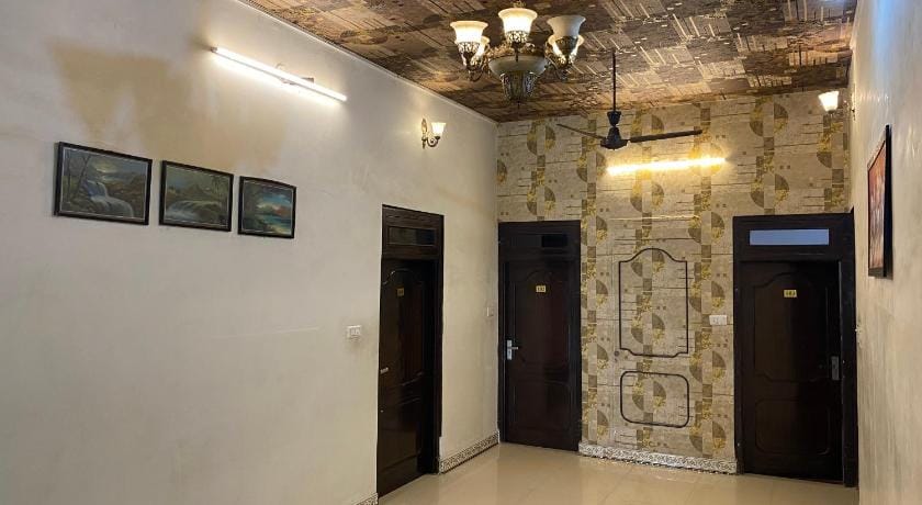 Hotel Vacation Jaipur Hotel in Jaipur
