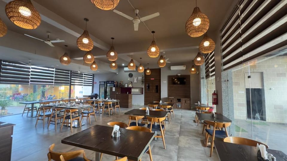 Lion Park Hotel & Resort Campground/ 
RV Resort in Gujarat