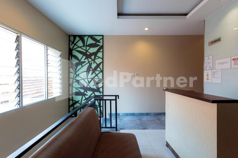 Ichiza Room RedPartner Hotel in Jakarta
