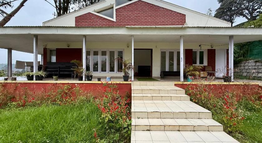 NILGIRIS INN Hotel in Ooty