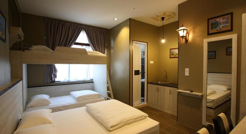 Shamrock Greenhill Bed and Breakfast in Ipoh