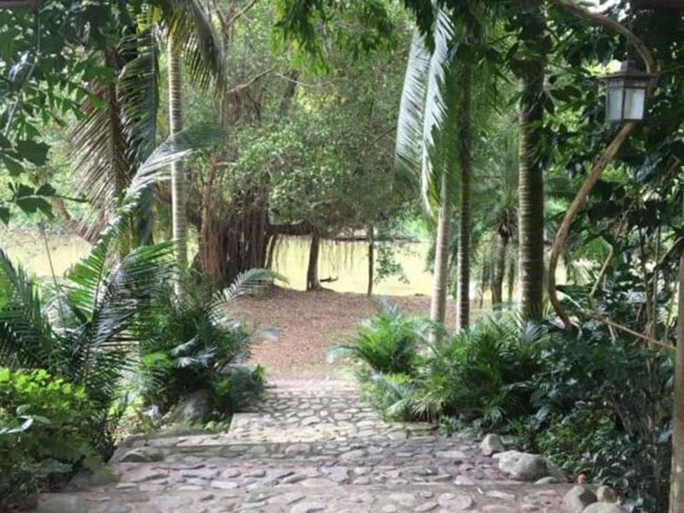 Baan Rajchapeuk  Vacation rental in Laos