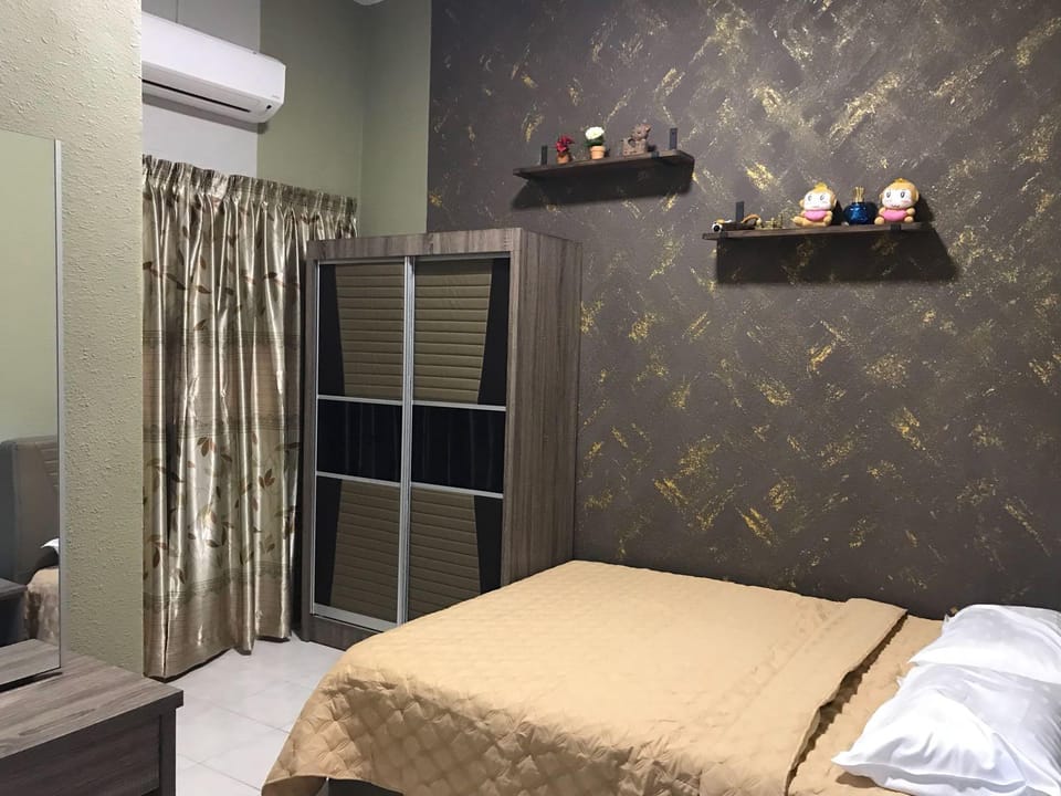 Regolith Home Vacation rental in Johor