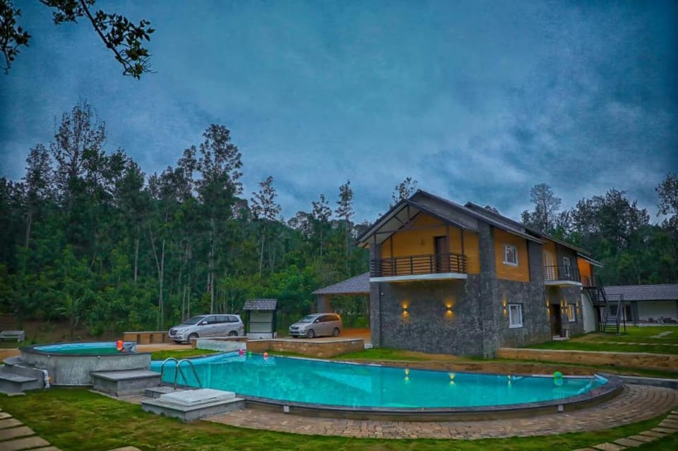Yellow Lake Resorts & Spa, Yercaud Hotel in Tamil Nadu
