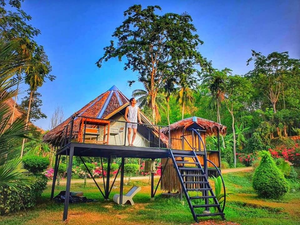 Cheiwlan Camp & Resort Campground/ 
RV Resort in Surat Thani Changwat