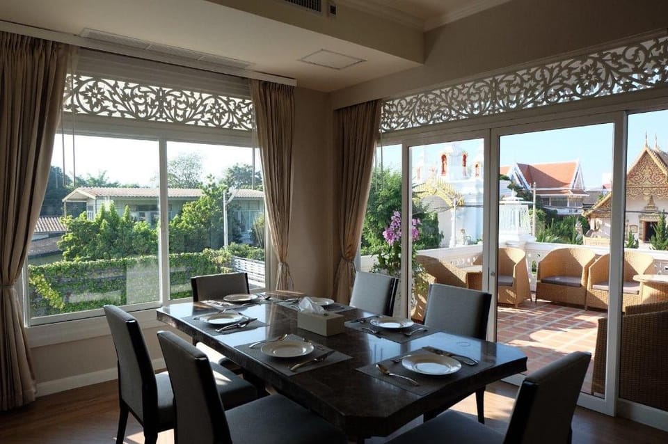 NirvaNAN House Hotel in Laos