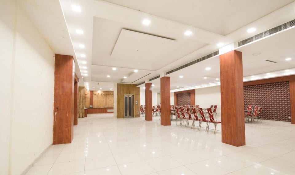 Treebo House Inn Hotel in Noida
