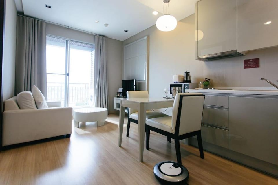 Airport Link+BTS Phayathai+Netflix+1 BR 38 SQM Apartment in Bangkok