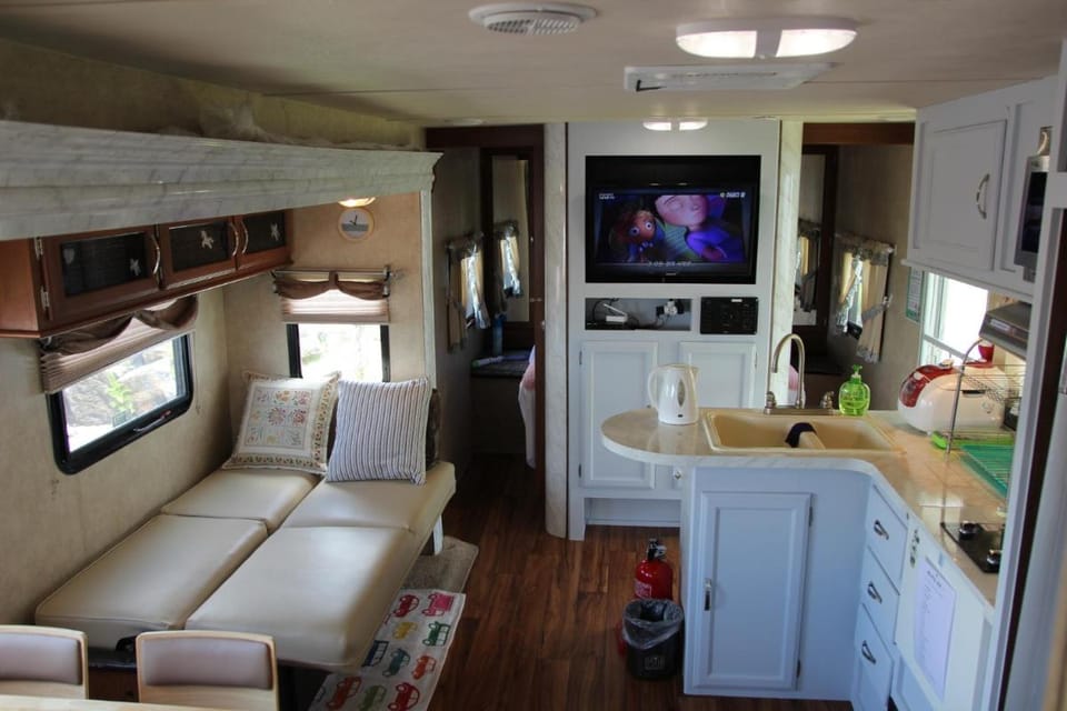 MEI the caravan Campground/ 
RV Resort in South Korea