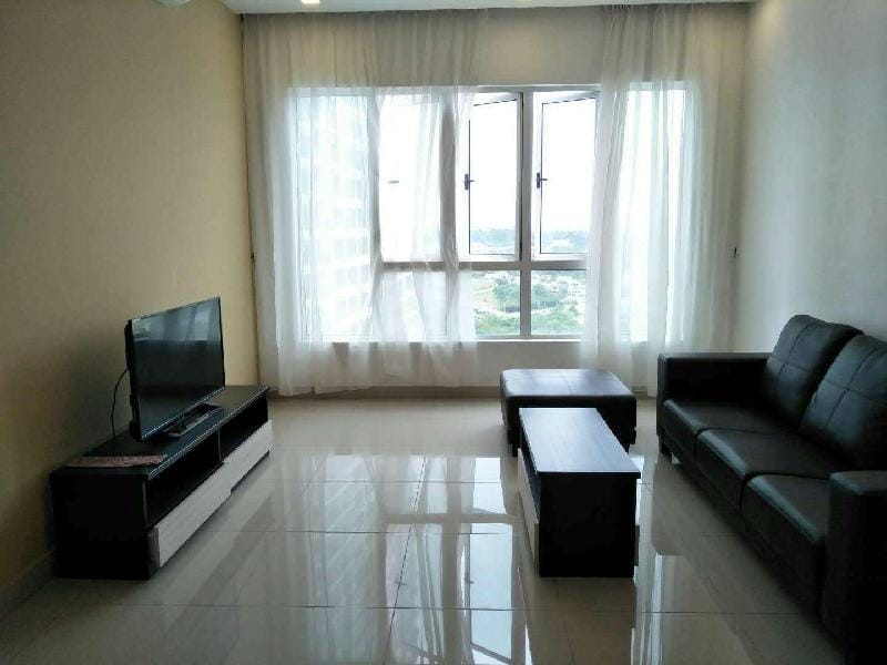 Tropez Two Bedroom studio Apartment in Johor Bahru