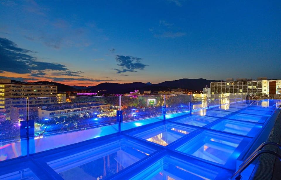 Innside Calvià Beach Hotel in Serra de Tramuntana