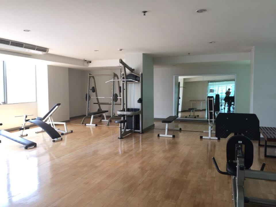 Panoramic River View with equips,for family stay Apartment in Bangkok
