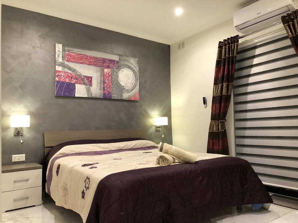 Sea View 2 Bed Penthouse close to Beach! Apartment in Marsaskala