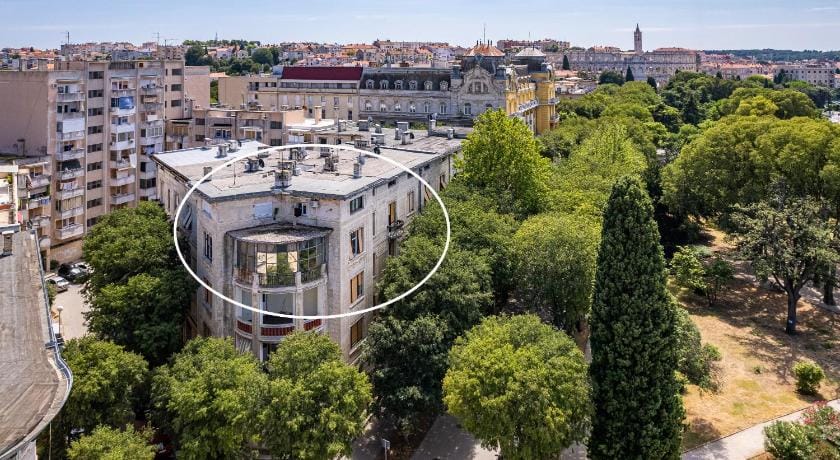 Villa Muenz Luxurious Residence Apartment in Pula