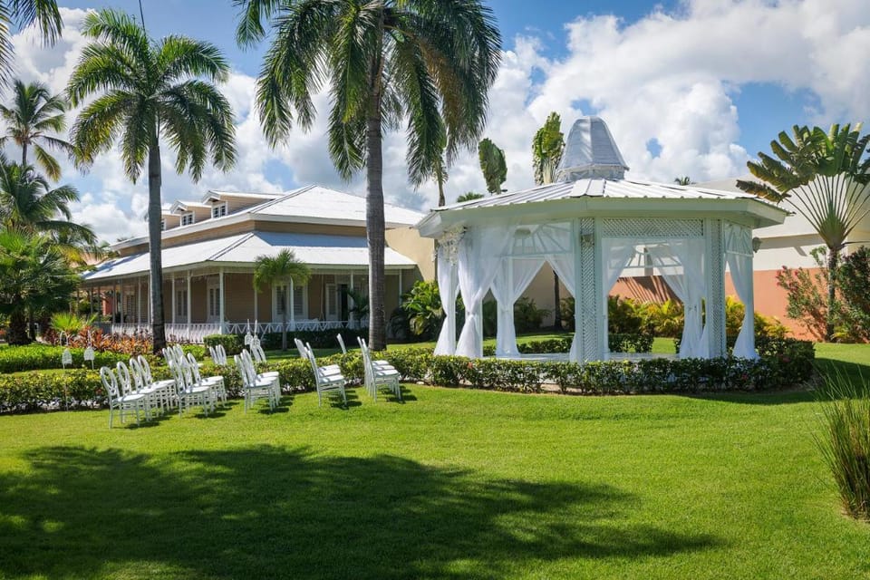 Ocean Blue And Sand Beach Resort - All Inclusive Resort in Punta Cana