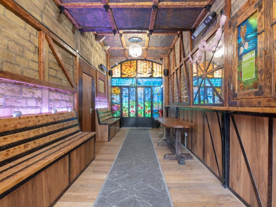 The Bull On The Bridge Hotel in Calderdale