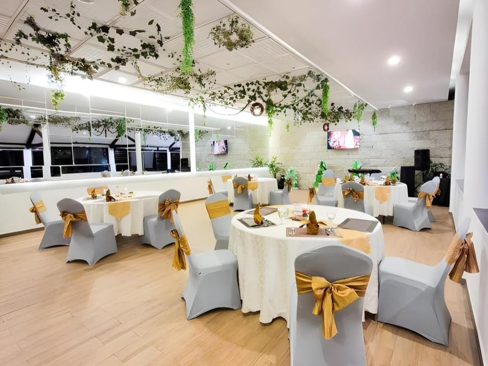Grand Whiz Hotel Bromo Capsule hotel in East Java