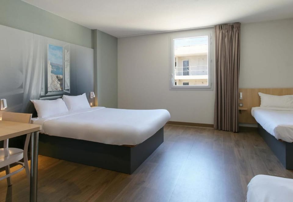 B&B Hotel MARSEILLE La Valentine St Menet Hotel in Marseille