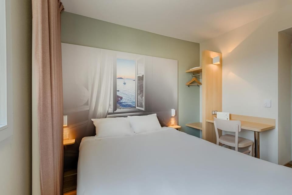 B&B Hotel MARSEILLE La Valentine St Menet Hotel in Marseille