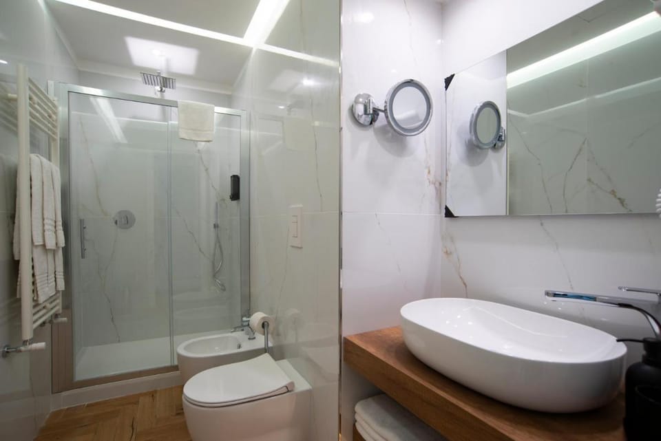 The Five Rooms Napoli Bed and Breakfast in Naples