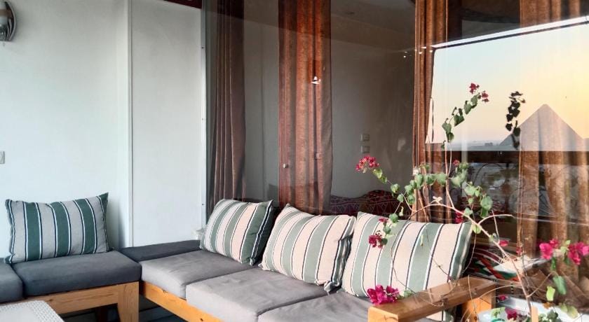 Giza Pyramids View Guest House Bed and Breakfast in Egypt