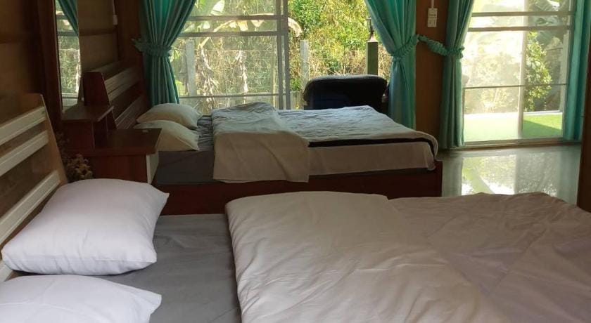 Hill Tribe Art House (Lahu & Akha Homestay) Vacation rental in Thailand
