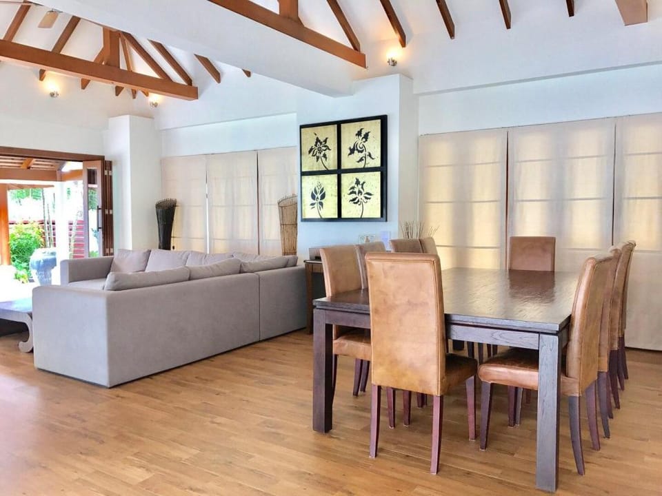 Baan Chao Lay | 5BR Beachfront Luxury in Lipa Noi Villa in Ko Samui