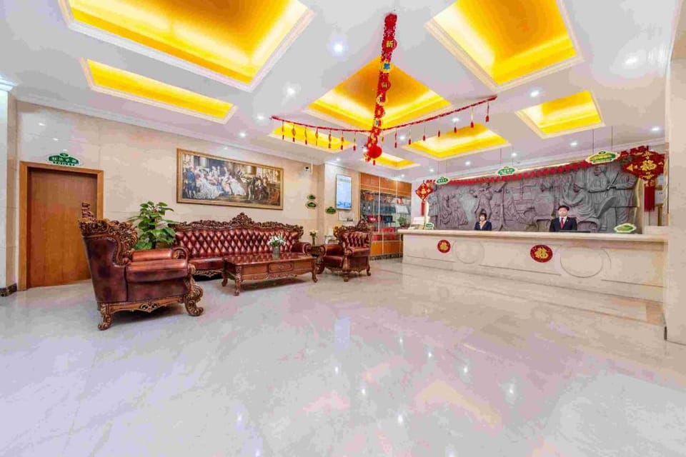 Vienna Hotel Shenzhen Bantian Huawei Tian'an Yungu Hotel in Shenzhen