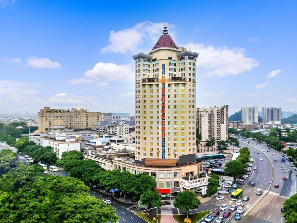 Vienna International Hotel Guangdong Foshan Shunde Ronggui Hotel in Guangzhou