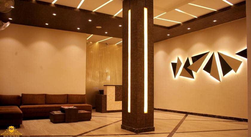 GK PALACE Pure VEG Hotel Hotel in India