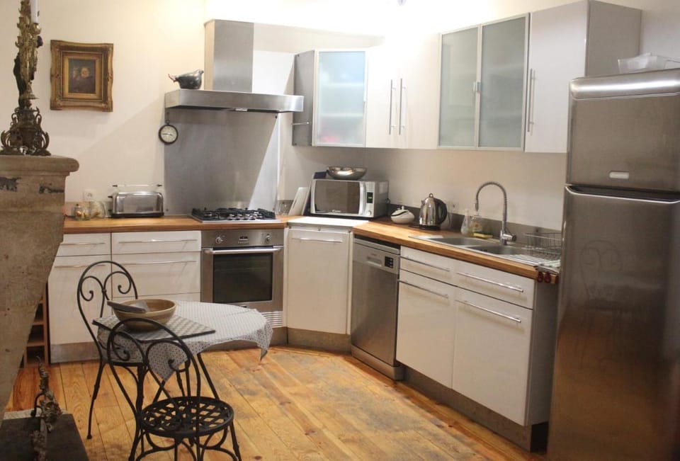 Grand appartement 4 chambres - Hyper-centre Bordeaux Apartment in Bordeaux