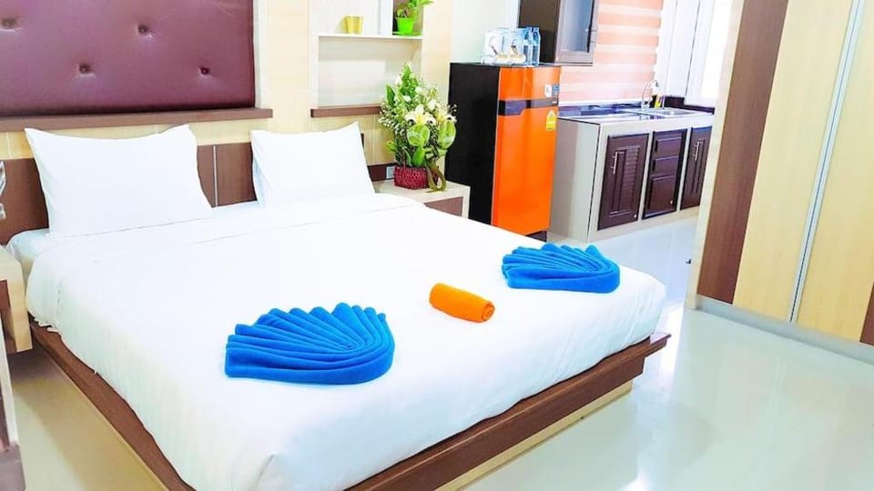 Walking Street Residence - Boutique Suites near Pattaya Beach Hotel in Pattaya City