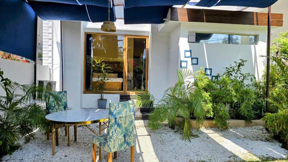 GIOVANNI SUITES Bed and Breakfast in India