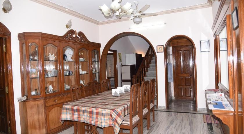 ANJANI MANSION Bed and Breakfast in Hyderabad