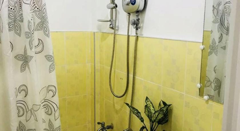 A&J Pension Bed and Breakfast in Puerto Princesa