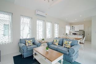 Wan Arun Houses Villa in Hua Hin District