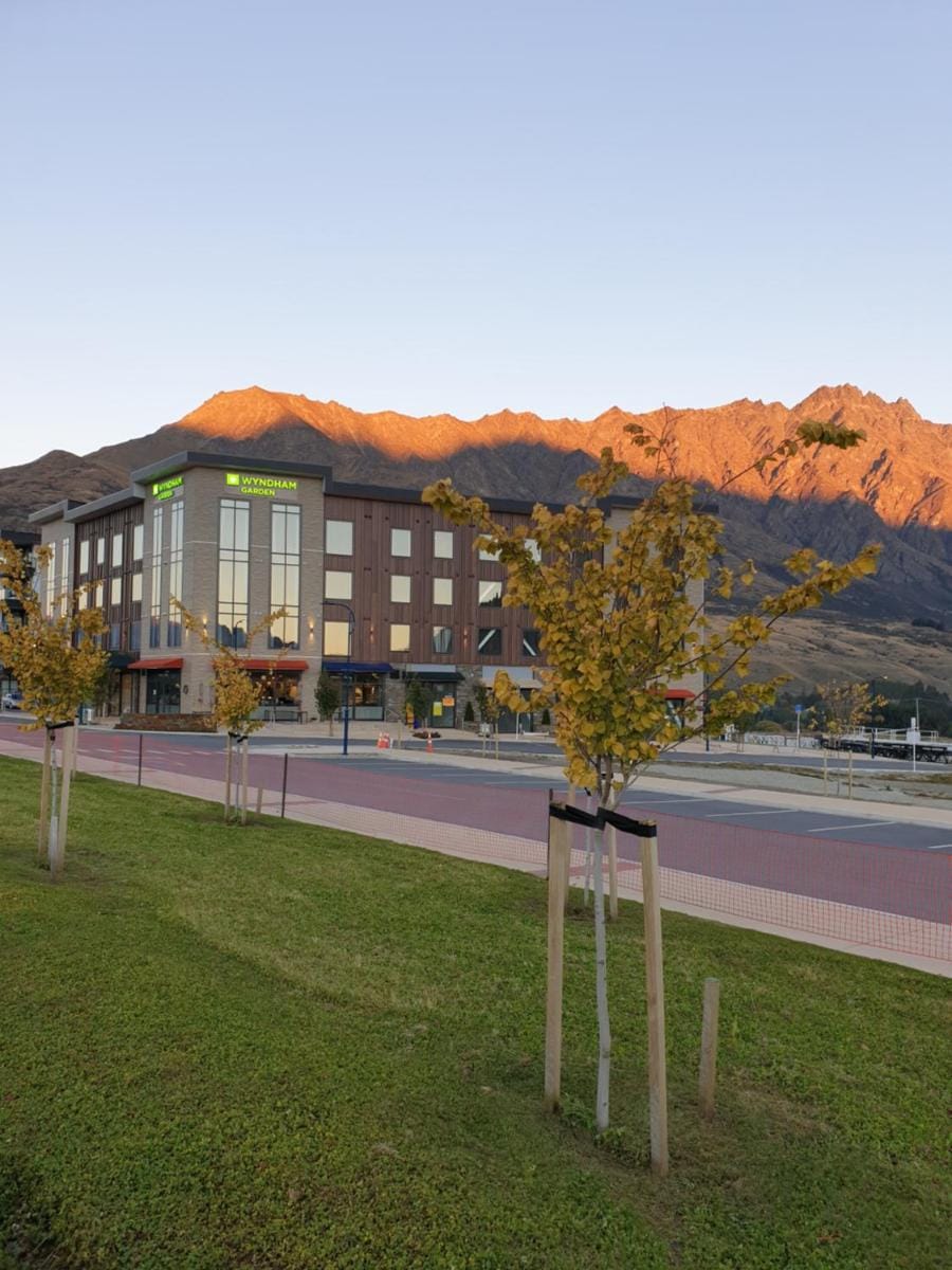 Wyndham Garden Remarkables Park Queenstown Hotel in Queenstown