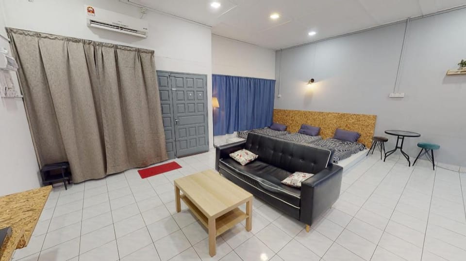 Home Art 103 Vacation rental in Ipoh