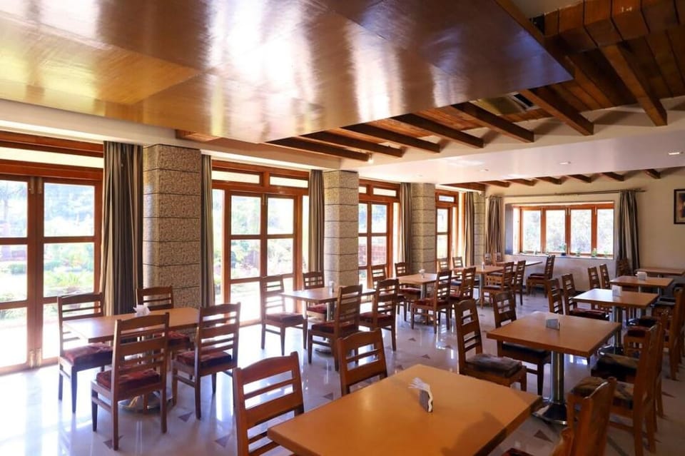 Kohinoor Highway Resort Hotel in Maharashtra