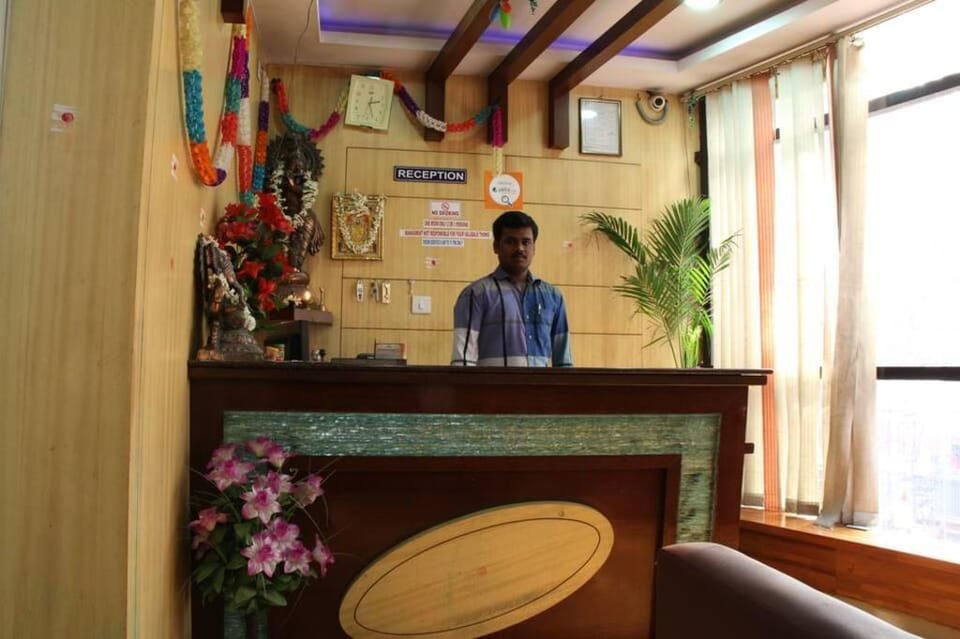 Hotel O Rajmahal Boarding & Lodging Hotel in Bengaluru