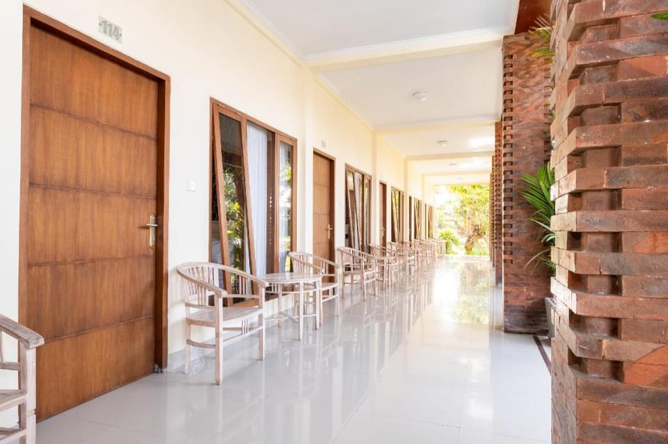 OYO 3779 North Wing Canggu Resort Hotel in North Kuta