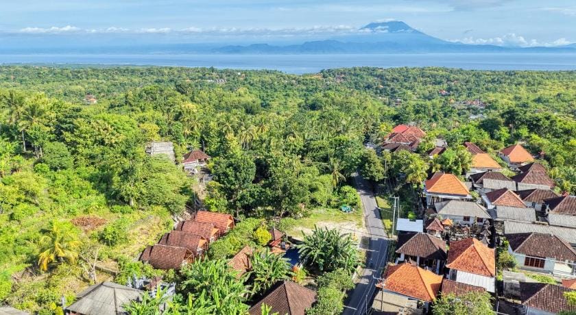 The Tandjung Cottage Bed and Breakfast in Nusapenida