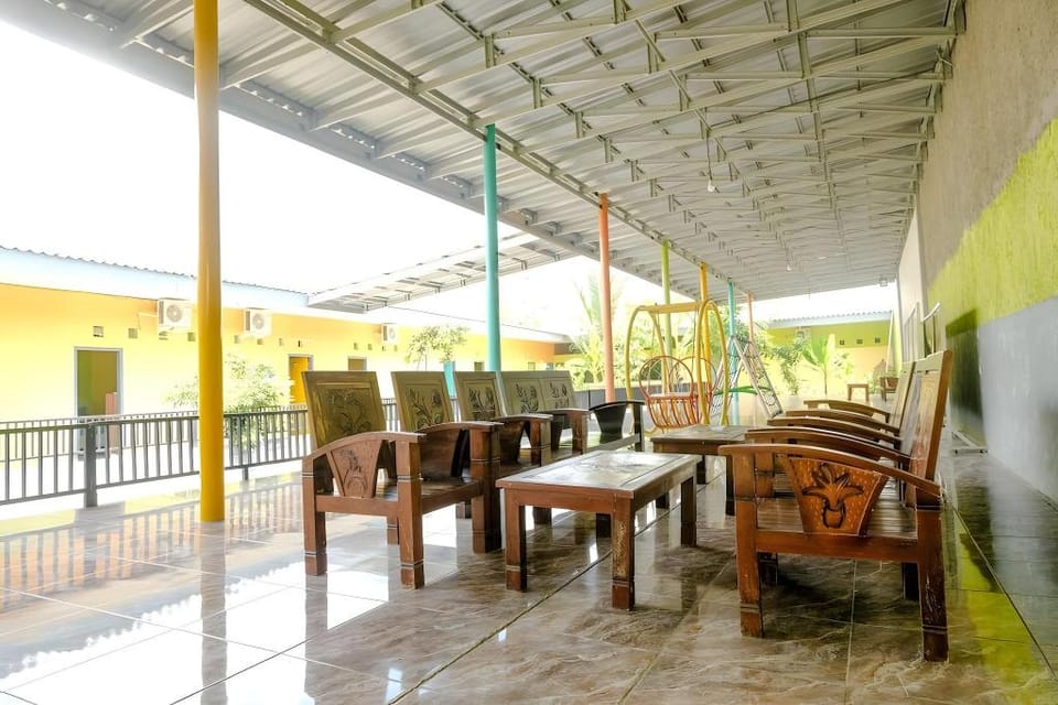 Hotel O Ilyasa Family Hotel in East Java