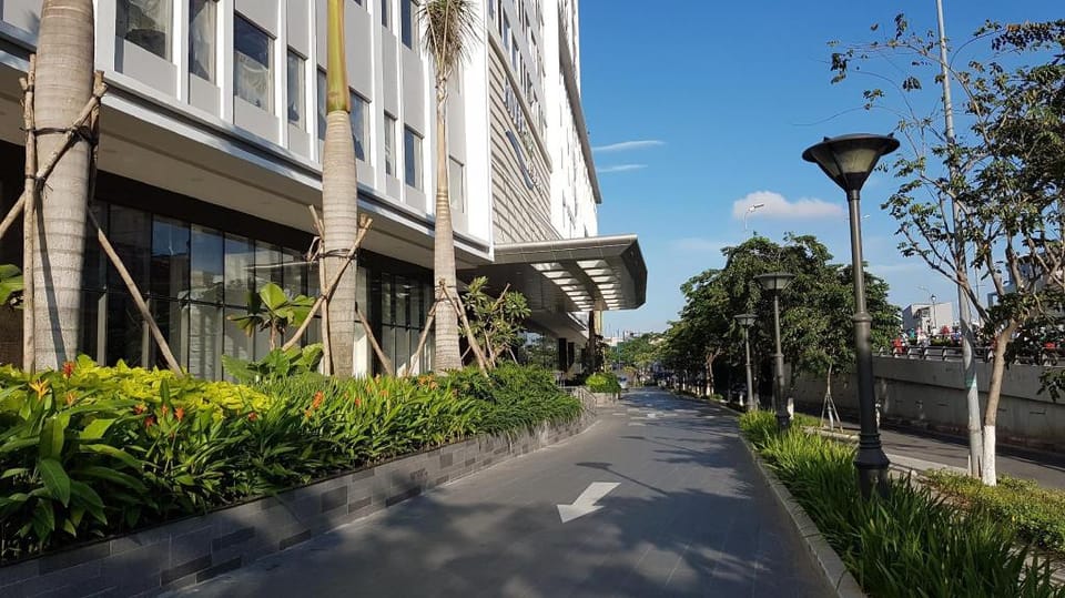 Luxury Herla Central Saigon River Gate Ben Thanh Apartment in Ho Chi Minh City