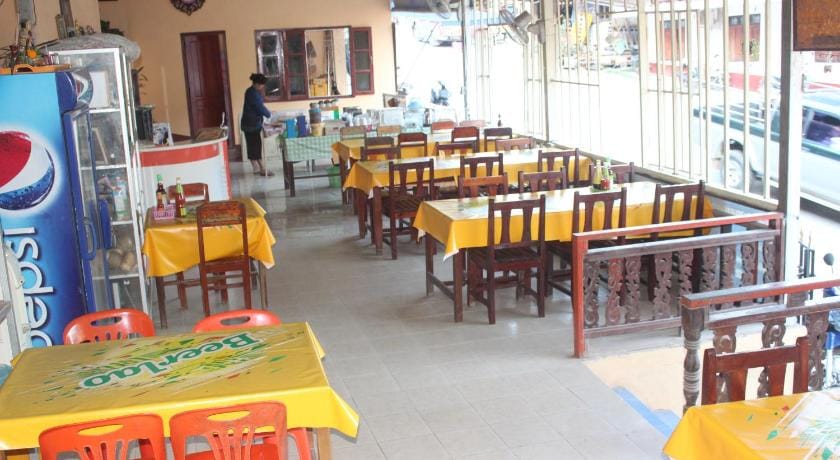 Pakbeng Guesthouse Hotel in Laos