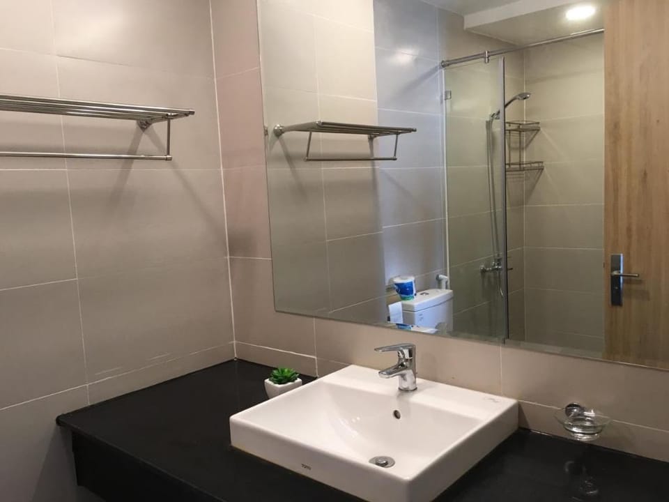 Blue Sapphire - Sea View 2BR Apt - 2 Mins to Beach Apartment in Vung Tau