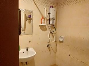 Homestay Pagar Buruk Bukit Merah L6 (Aircond) Apartment in Perak