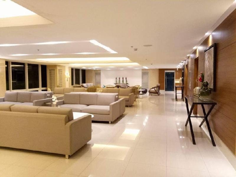 SMDC Breeze Residence Condominium 1BR w/Balcony Apartment in Pasay
