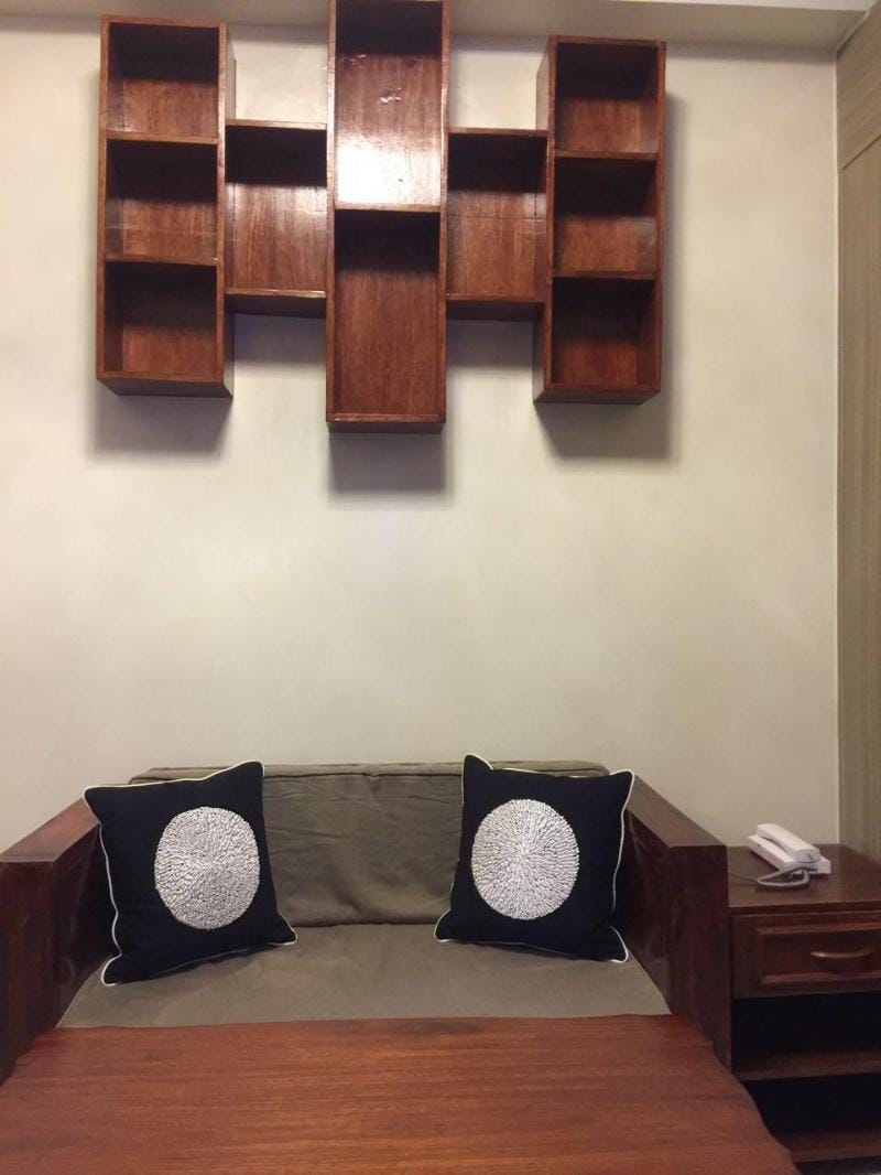 SMDC Breeze Residence Condominium 1BR w/Balcony Apartment in Pasay