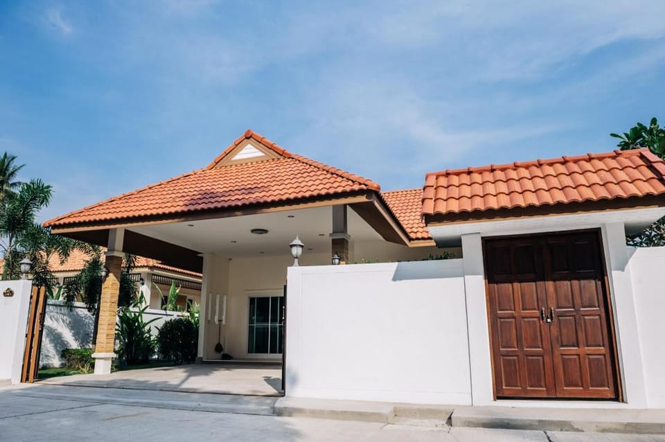 The Legacy Huahin Pool Villa Type B Villa in Hua Hin District